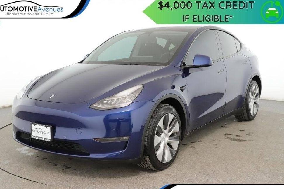 TESLA MODEL Y 2021 5YJYGDEEXMF246409 image